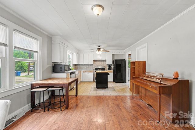 2039 Cline Street, Statesville, NC 28677