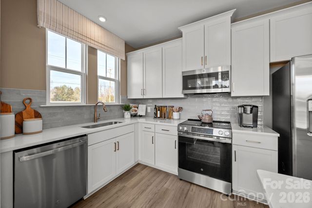 9027 Gulledge Court, Charlotte, NC 28262
