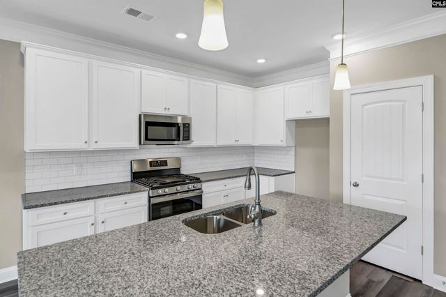 636 Thunder Gulch Avenue, Lexington, SC 29073