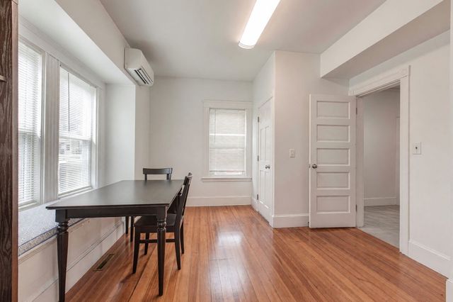 38 Davis St, Quincy, MA 02170