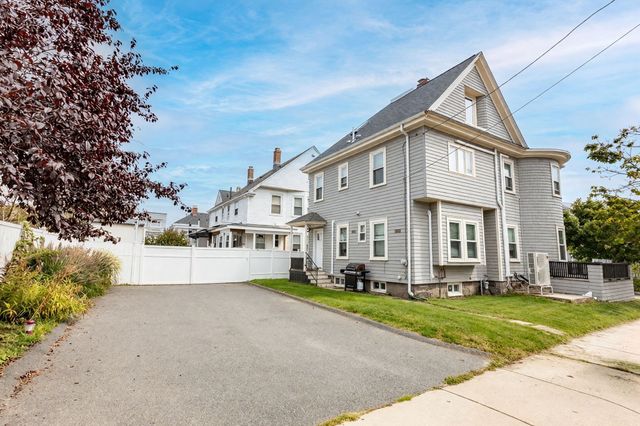 38 Davis St, Quincy, MA 02170