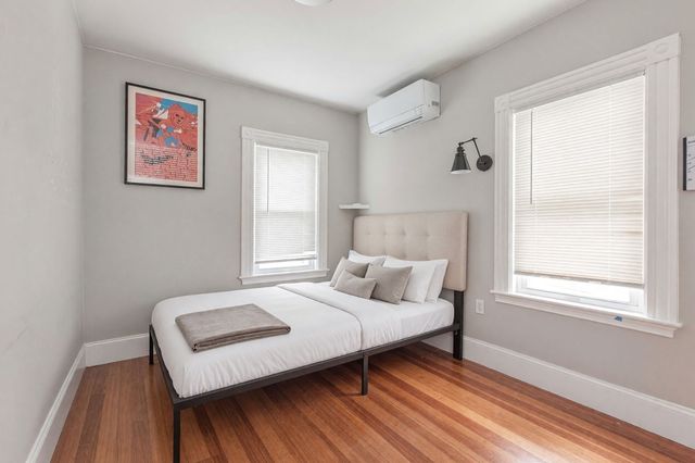 38 Davis St, Quincy, MA 02170