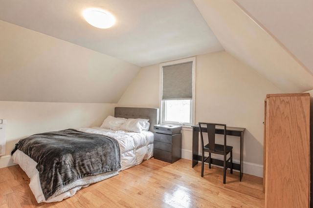 38 Davis St, Quincy, MA 02170