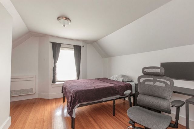 38 Davis St, Quincy, MA 02170