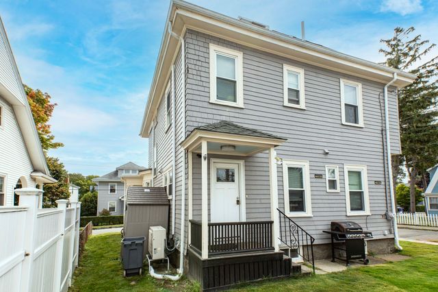38 Davis St, Quincy, MA 02170