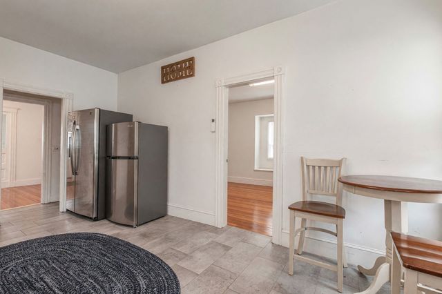 38 Davis St, Quincy, MA 02170