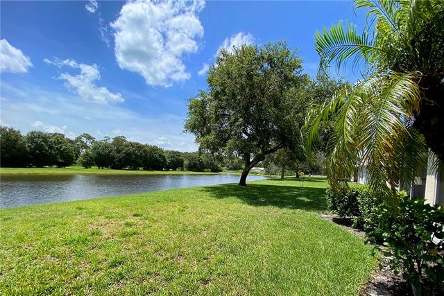 155 36th Court SW, Vero Beach, FL 32968
