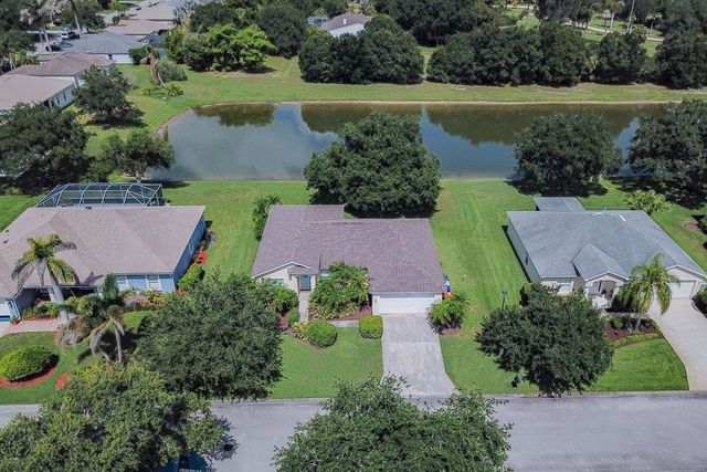 155 36th Court SW, Vero Beach, FL 32968