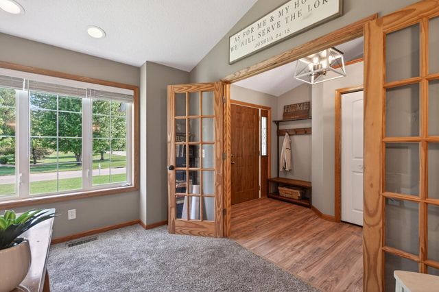 2255 146th Avenue NE, Ham Lake, MN 55304