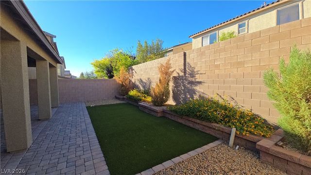 2926 Tremont Avenue, Henderson, NV 89052