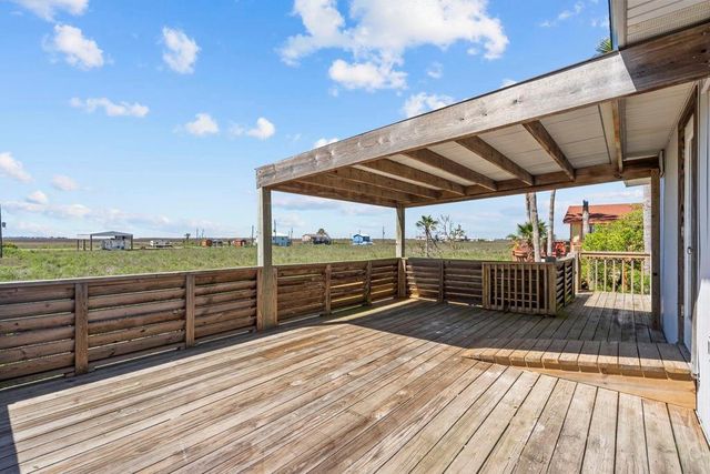 1225 O Neil Road, Port Bolivar, TX 77650