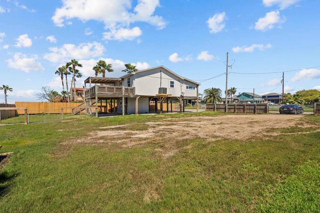 1225 O Neil Road, Port Bolivar, TX 77650