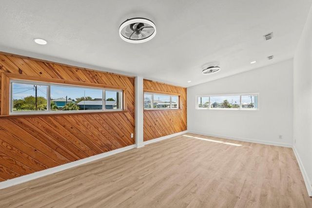 1225 O Neil Road, Port Bolivar, TX 77650