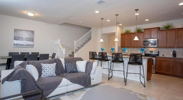 8879 GENEVE COURT, Kissimmee, FL 34747