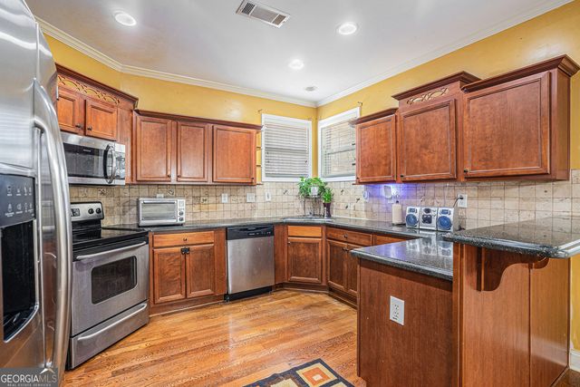 3560 Glen Summit Lane, Snellville, GA 30039