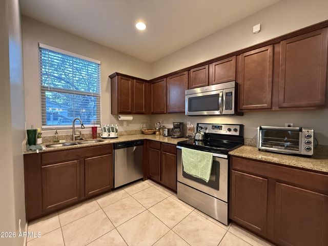 17717 W MANDALAY Lane, Surprise, AZ 85388