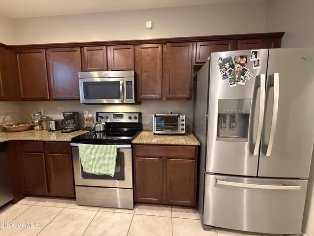 17717 W MANDALAY Lane, Surprise, AZ 85388