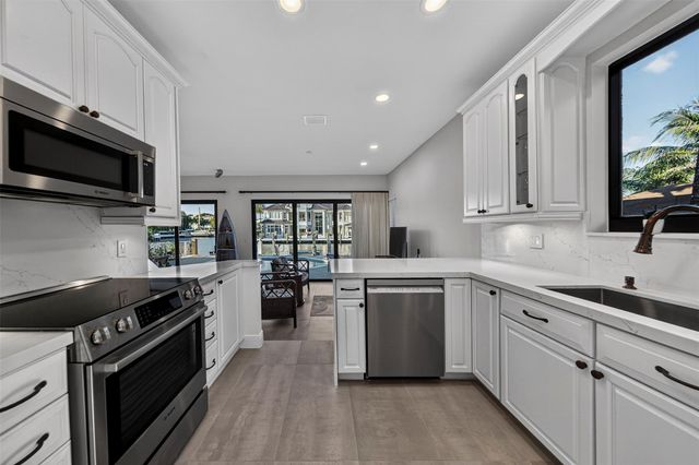 1505 SE 11th Street, Fort Lauderdale, FL 33316