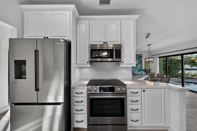 1505 SE 11th Street, Fort Lauderdale, FL 33316