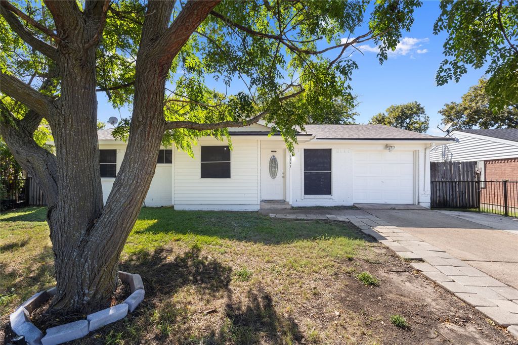1111 Oriole Boulevard, Duncanville, TX 75116