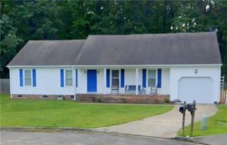 601 Wooddale CT, Chesapeake, VA 23323