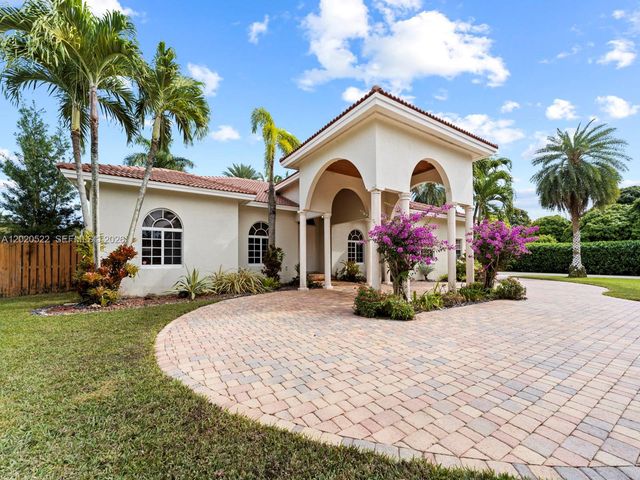 24225 SW 198th Ave, Homestead, FL 33031