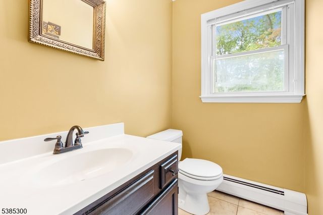55 Fox Trail Rd, Sparta Twp., NJ 07871