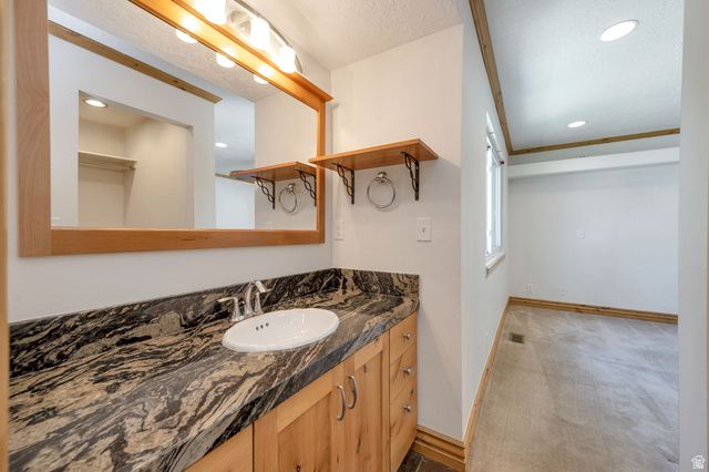 744 W SWEET MEADOW LN, Sandy, UT 84070