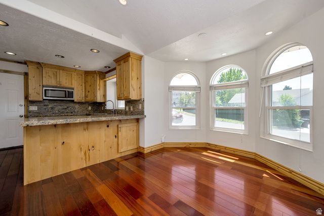 744 W SWEET MEADOW LN, Sandy, UT 84070