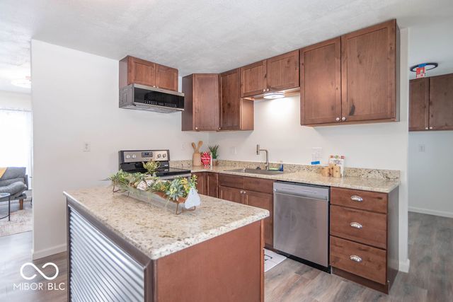 1428 Yazoo Drive, Beech Grove, IN 46107