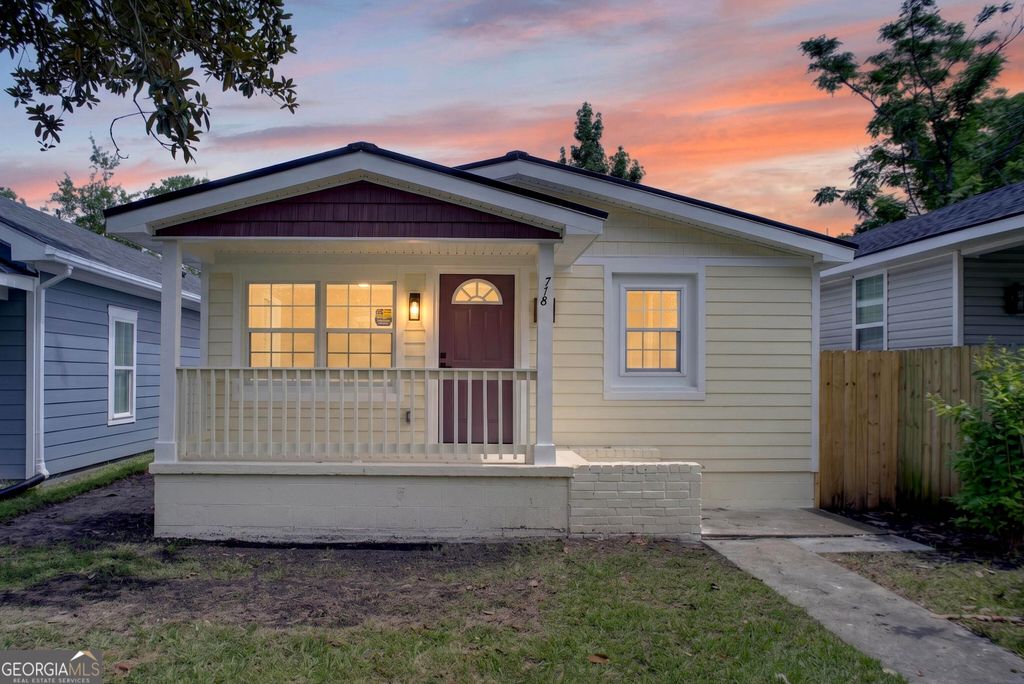 718 W 51st Street, Savannah, GA 31405