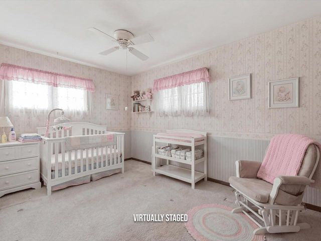 802 Forest CIRCLE, Manitowoc, WI 54220