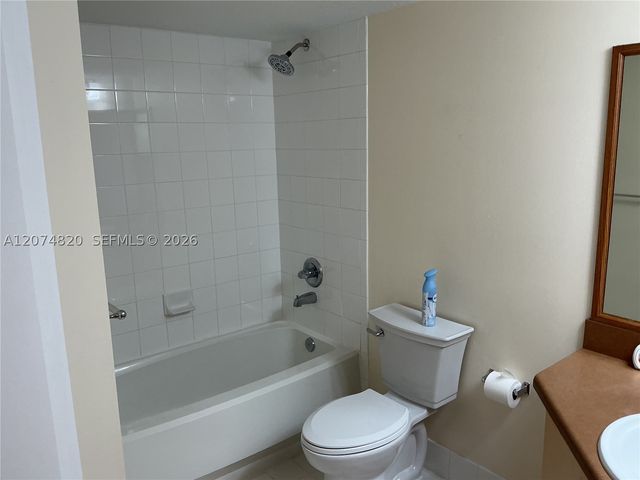 4200 San Marino Blvd 107, West Palm Beach, FL 33409