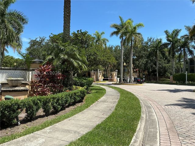 4200 San Marino Blvd 107, West Palm Beach, FL 33409