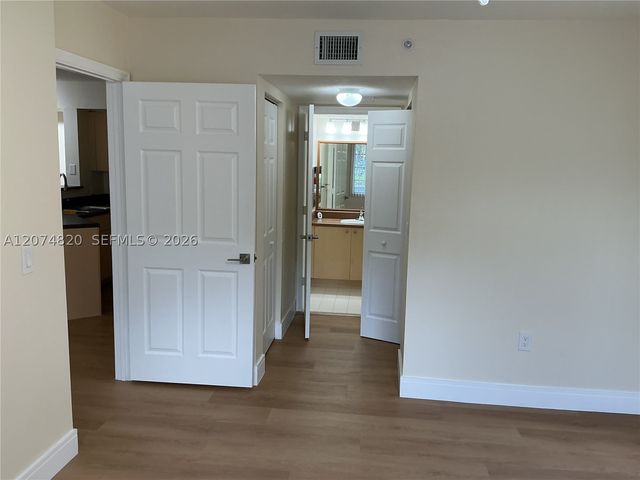 4200 San Marino Blvd 107, West Palm Beach, FL 33409