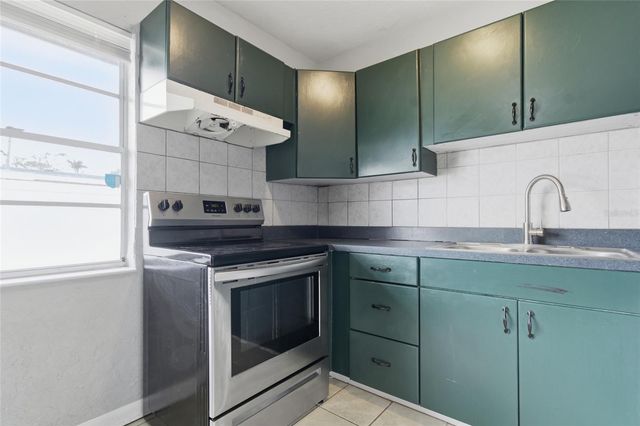 2602 12TH STREET W, Palmetto, FL 34221