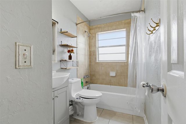 2602 12TH STREET W, Palmetto, FL 34221