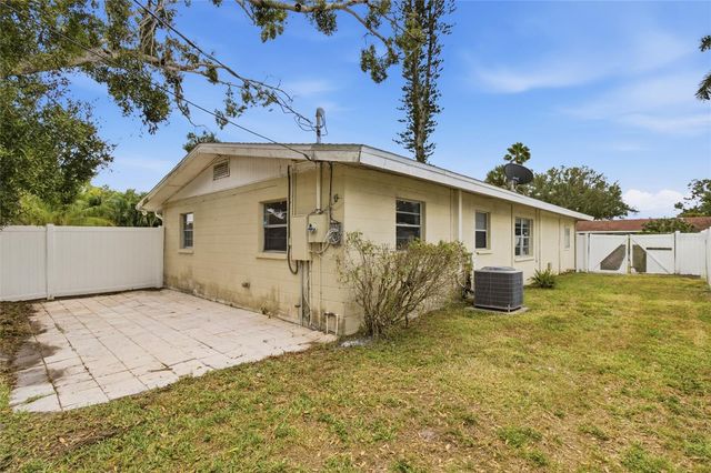 2602 12TH STREET W, Palmetto, FL 34221