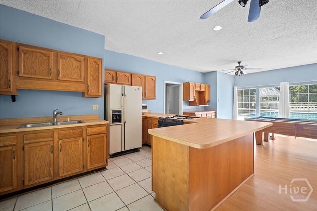 512 Everett Drive, Pooler, GA 31322