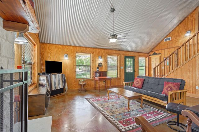 13730 Settlements RD, Salado, TX 76571