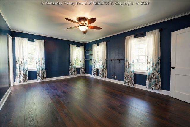 1902 Massey Circle, South Charleston, WV 25303