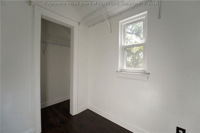 1902 Massey Circle, South Charleston, WV 25303