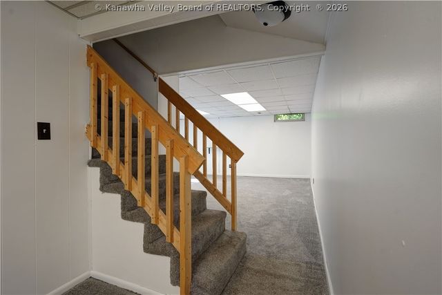 1902 Massey Circle, South Charleston, WV 25303