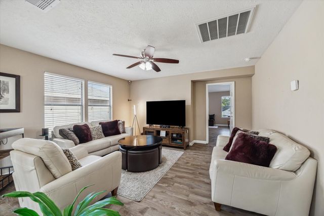 3306 Twin Meadow Lane, Katy, TX 77449