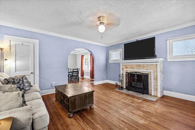 5110 EMERSON AVENUE S, St Petersburg, FL 33707