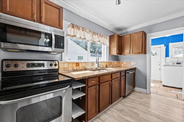 5110 EMERSON AVENUE S, St Petersburg, FL 33707