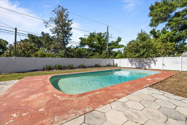 5110 EMERSON AVENUE S, St Petersburg, FL 33707