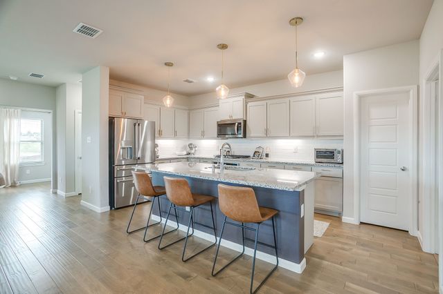5709 Freeport Lane, Fort Worth, TX 76126