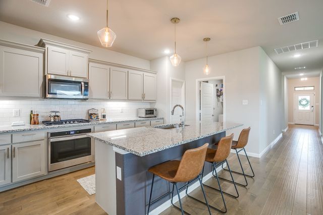 5709 Freeport Lane, Fort Worth, TX 76126