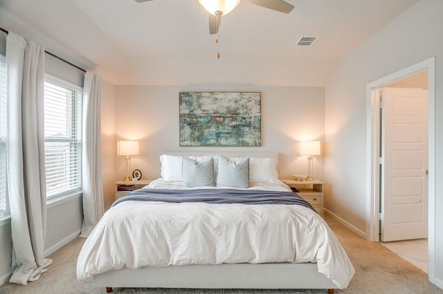 5709 Freeport Lane, Fort Worth, TX 76126